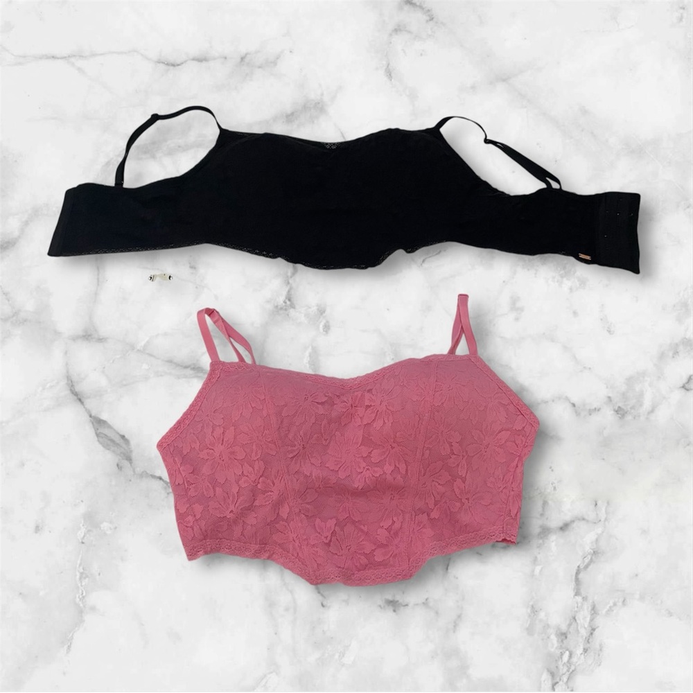 BUNDLES Pink Lace Bralette and Black Strapless Bra Set